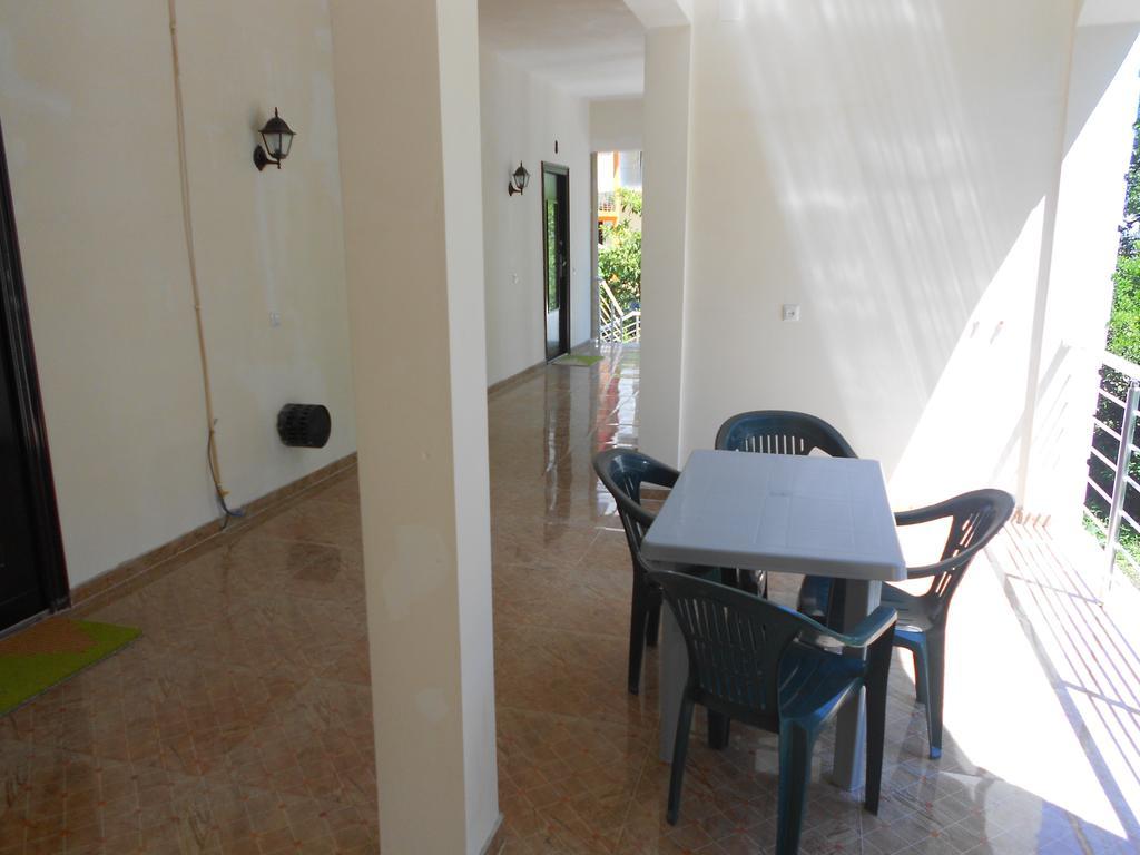 Marina Kwariati Exterior foto